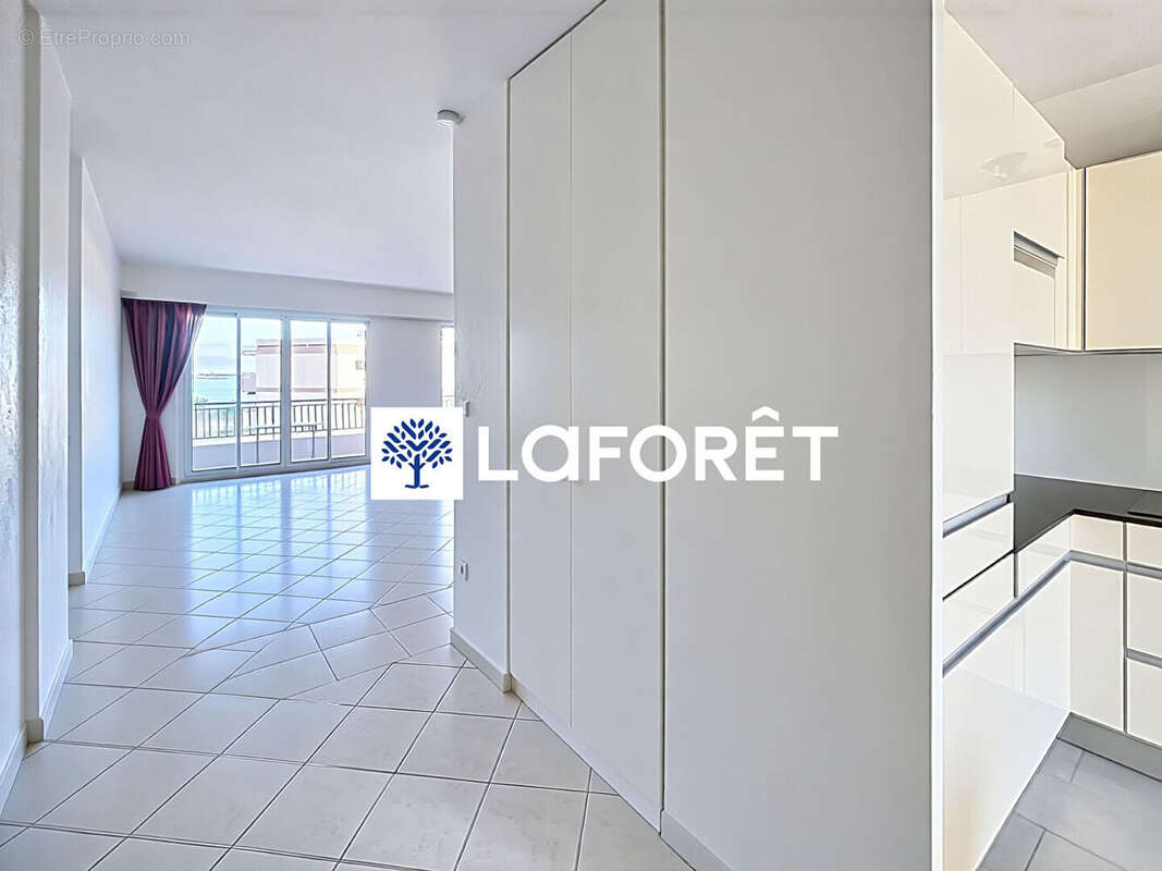 Appartement à CAGNES-SUR-MER