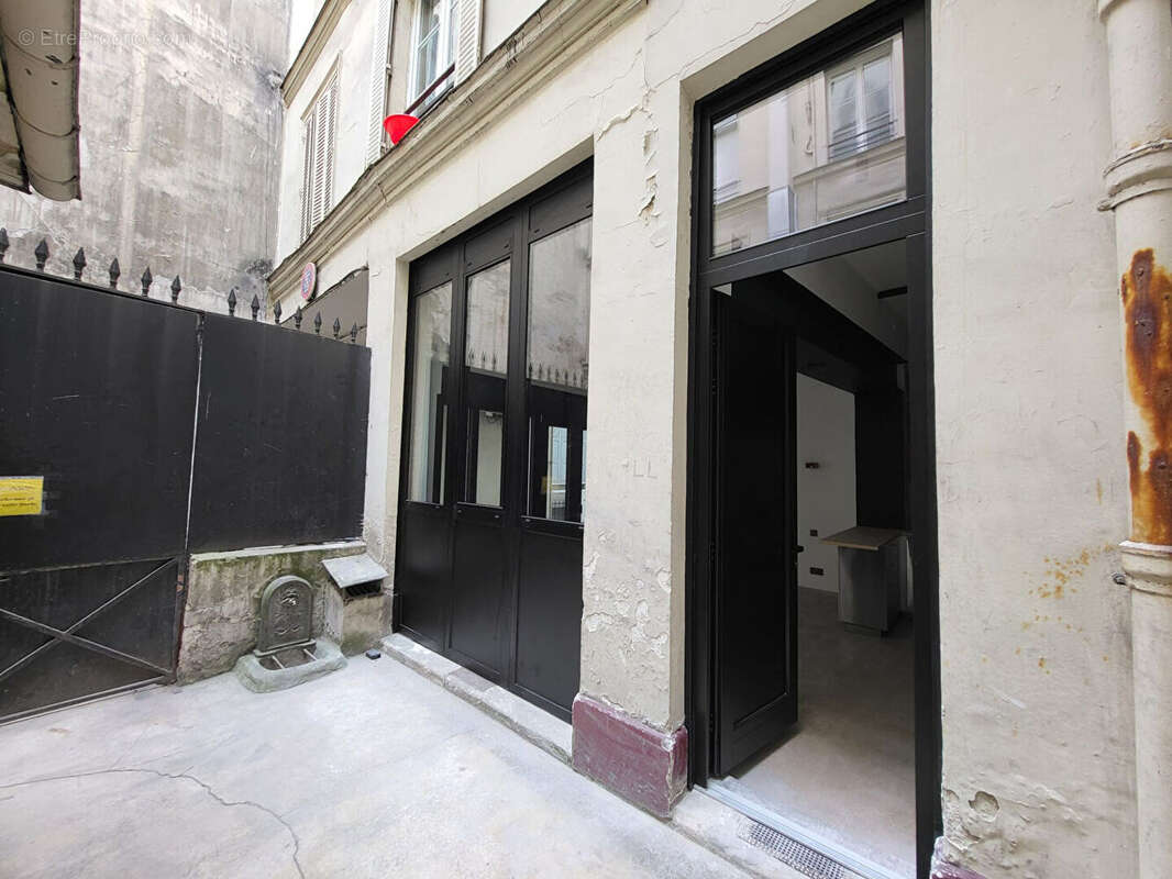 Appartement à PARIS-10E