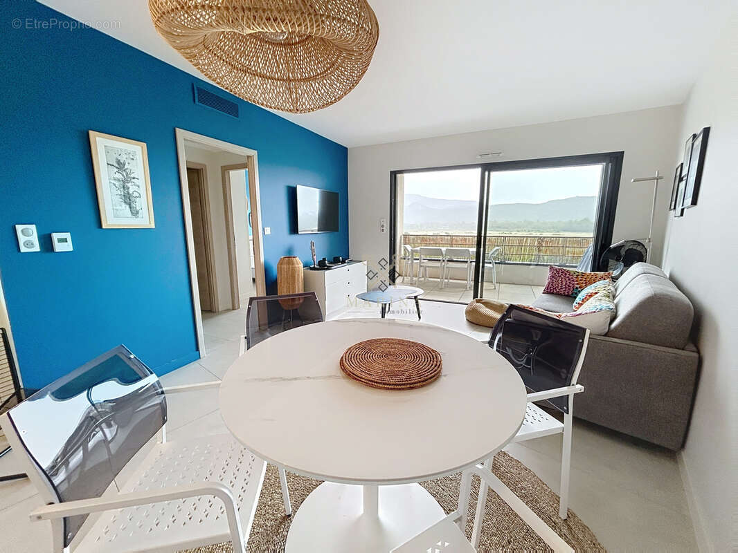 Superbe appartement une chambre - terrasse - proche centre de porto vecchio - photo 5