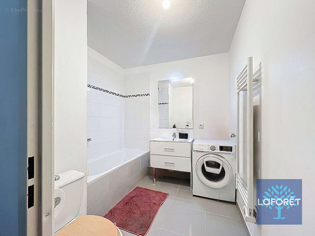 Appartement à MARSEILLE-13E