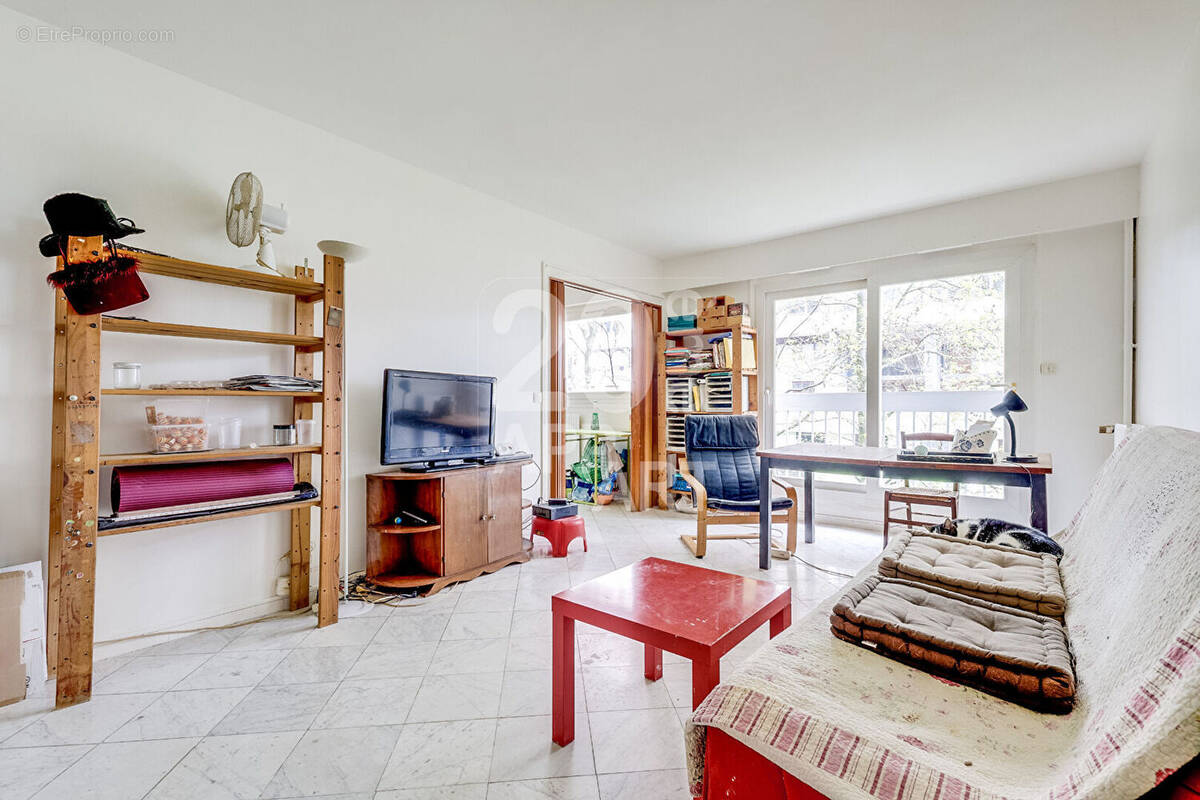 Appartement à PARIS-20E