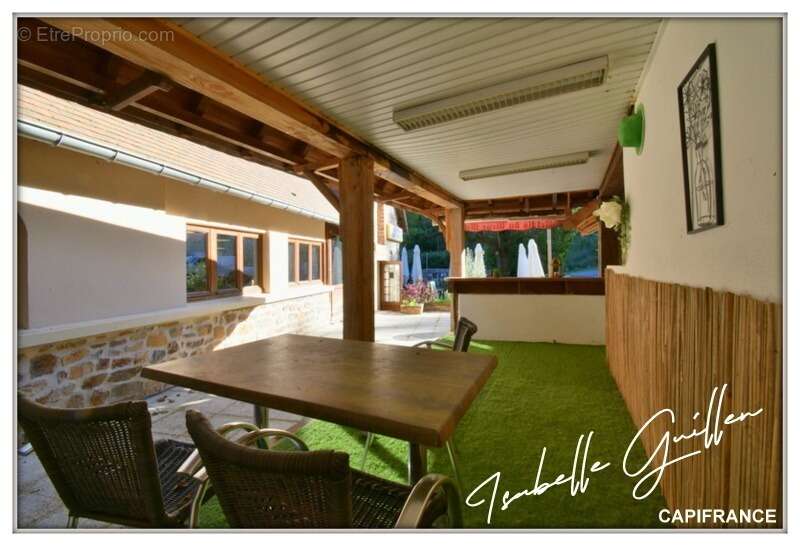 Maison à NERIS-LES-BAINS