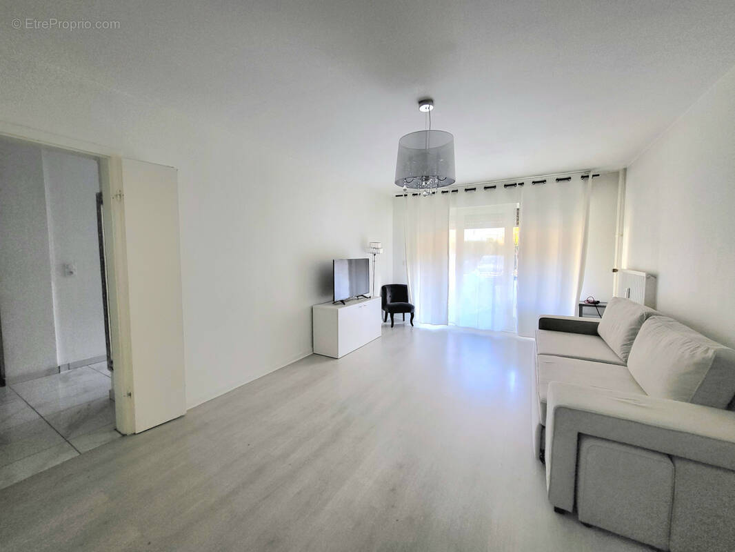 A vendre magnifique Appartement 2 pièces en RDC   MULHOUSE - photo 9