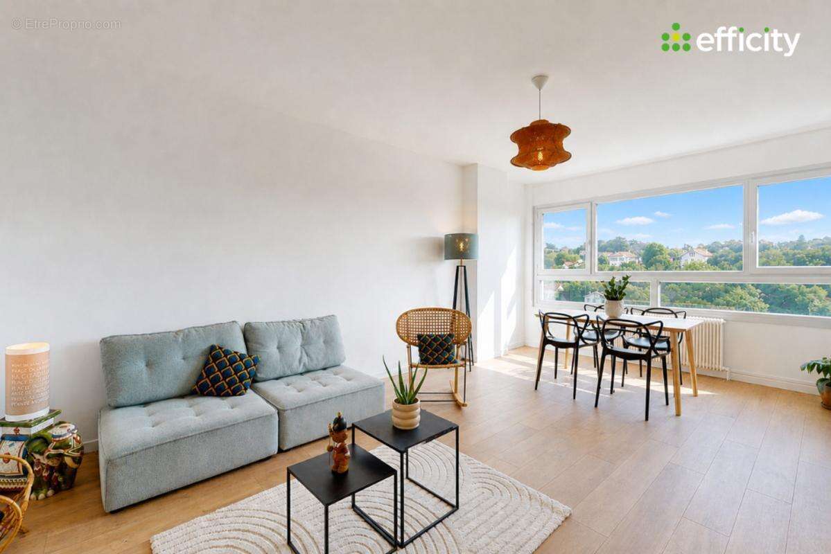 Appartement à CALUIRE-ET-CUIRE