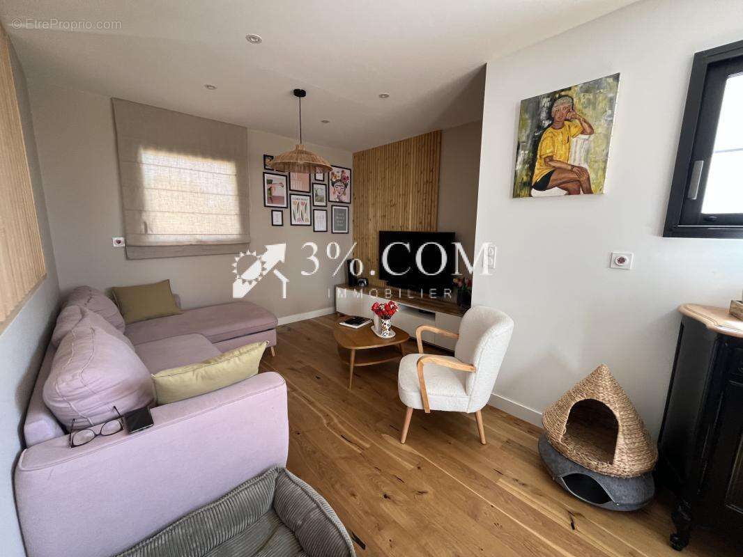 Maison à SAINT-LYPHARD