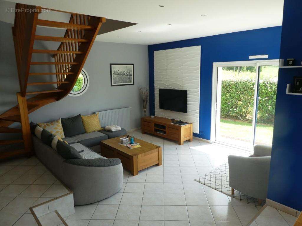 Maison à LOCMALO