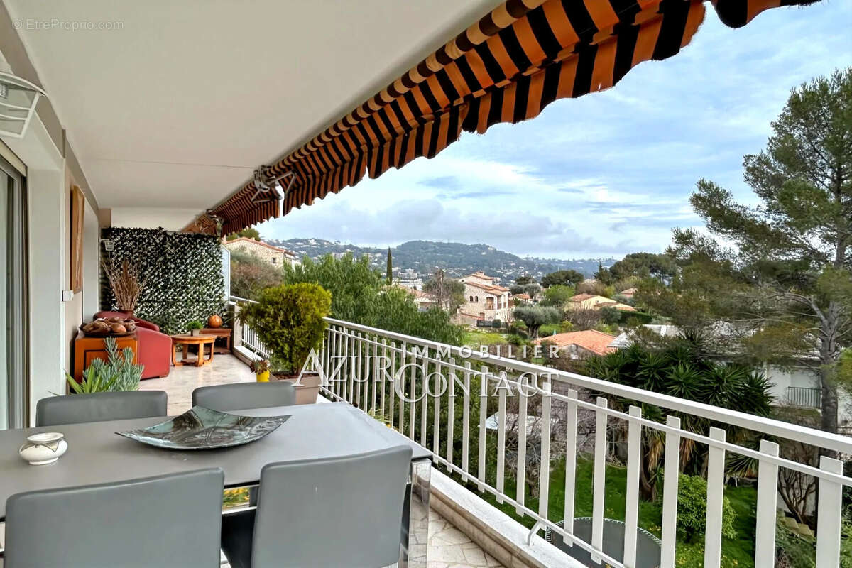 Appartement à LE CANNET