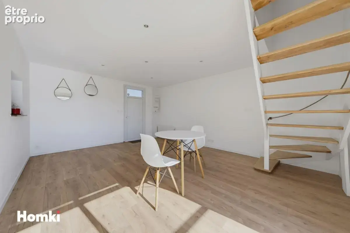 Maison rénovée avec grand jardin, au calme - photo 4