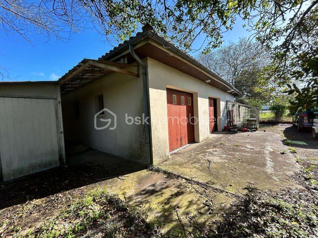Maison à LA LANDE-DE-FRONSAC