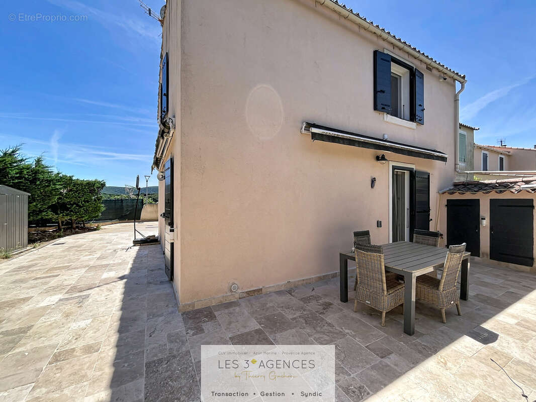 Maison à COGOLIN
