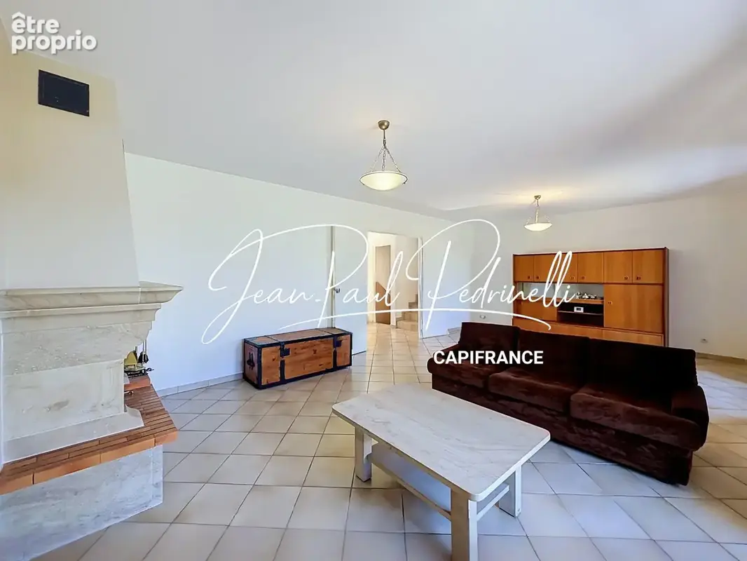 CALUIRE-ET-CUIRE – Cœur Vassieux – Villa 101 m² habitables + 115 m² Hors Carrez (double garage et annexe) – Terrain plat 770 M²  - photo 28