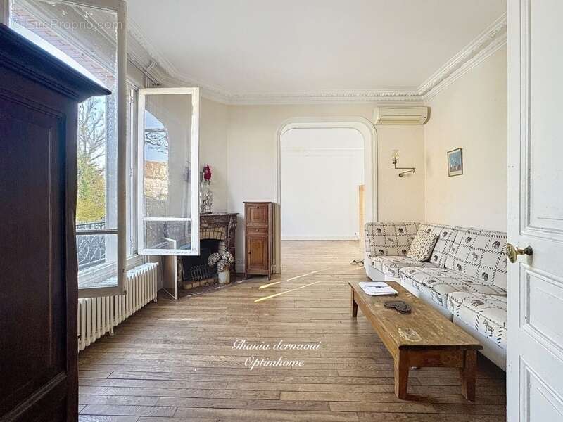 Maison à LE PERREUX-SUR-MARNE