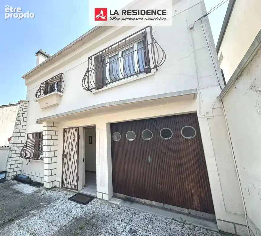 Maison 110 m² à Stains  - photo 1
