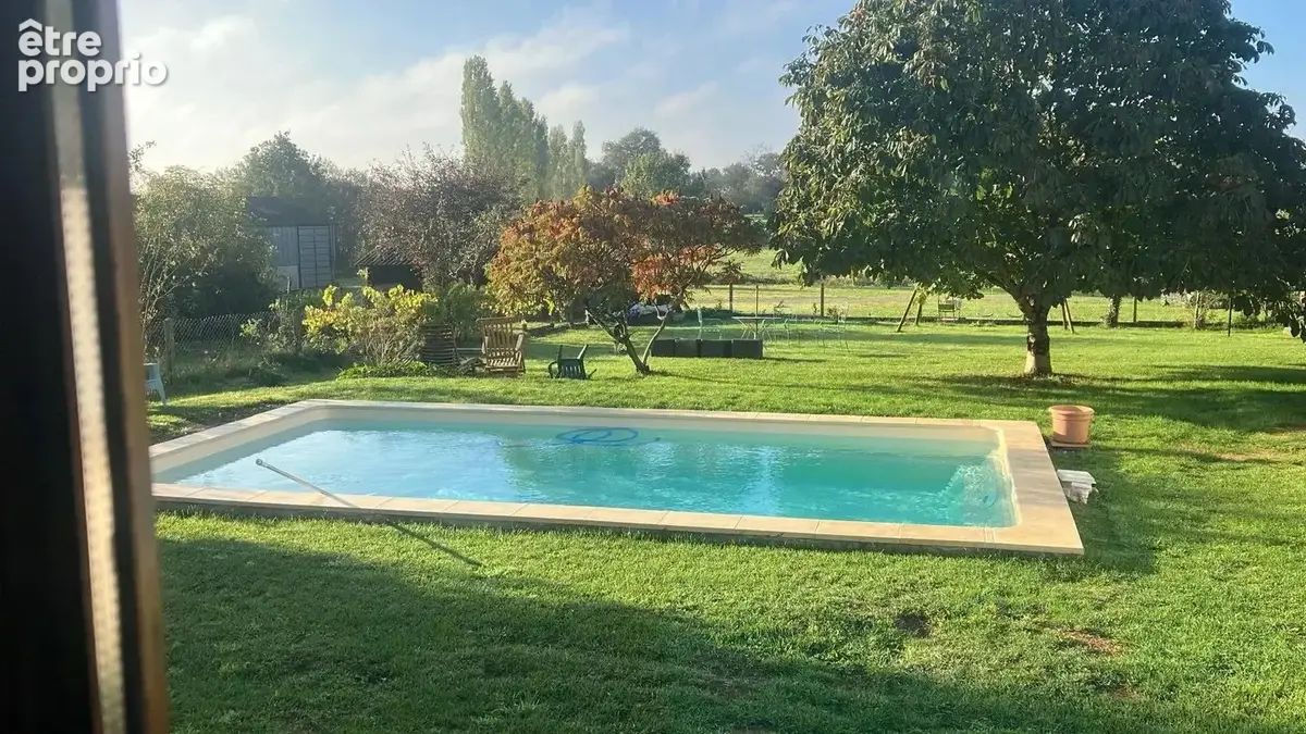 Charmante maison familiale bien présentée au cœur d'un village recherché - photo 2