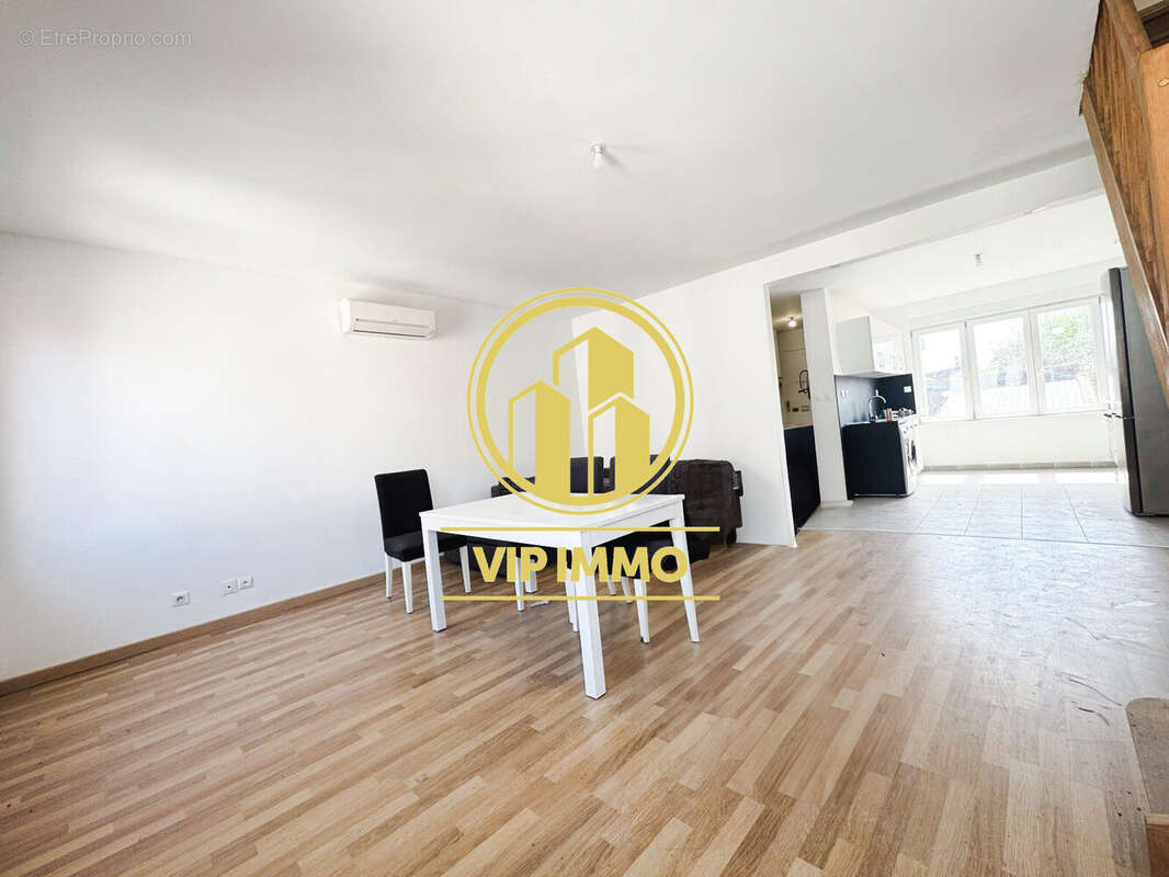 Appartement 94 m² à Lille  - photo 3