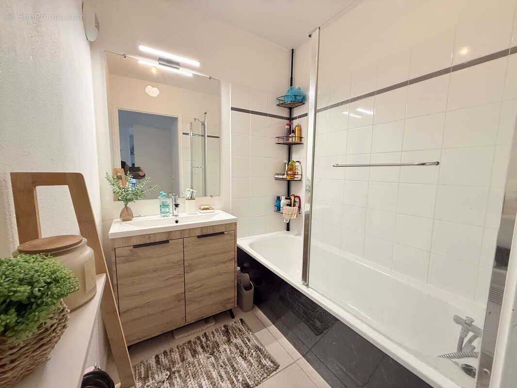 Appartement à HERSIN-COUPIGNY