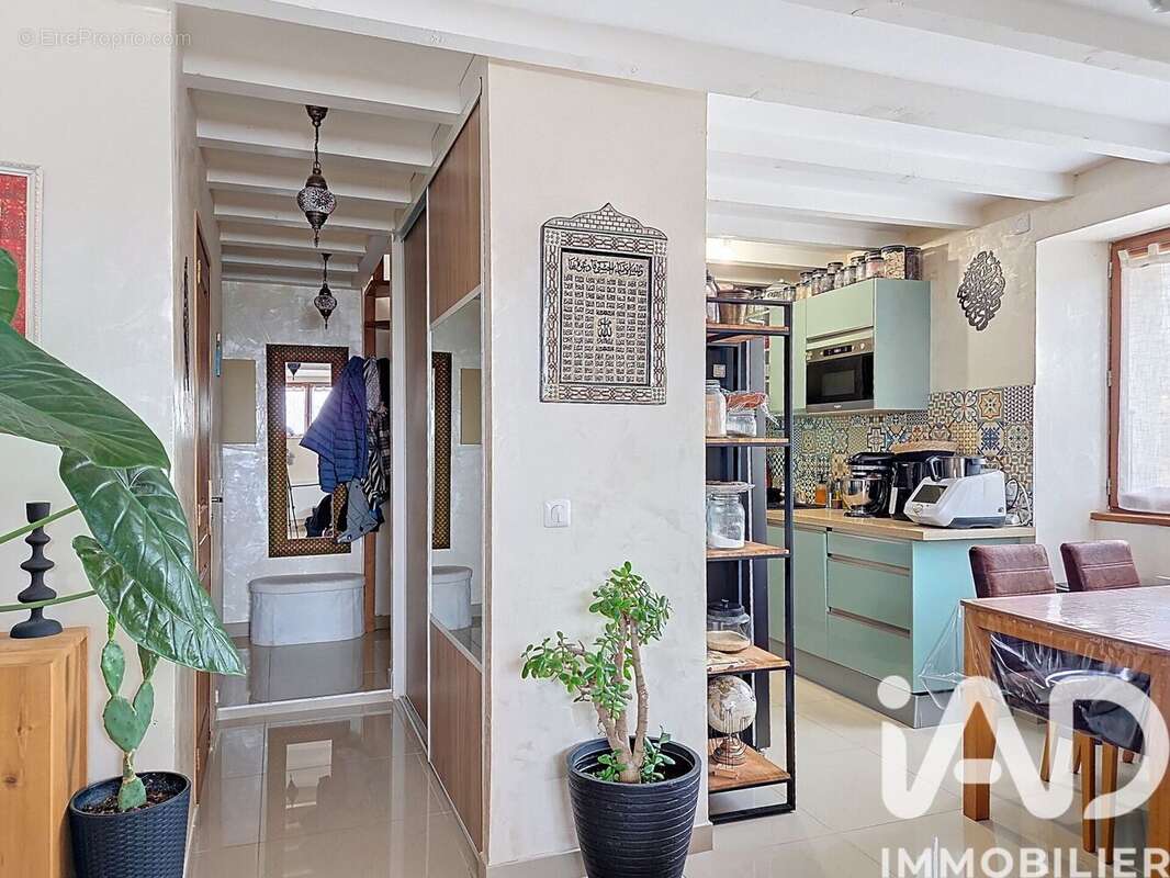 Photo 4 - Appartement à PERON