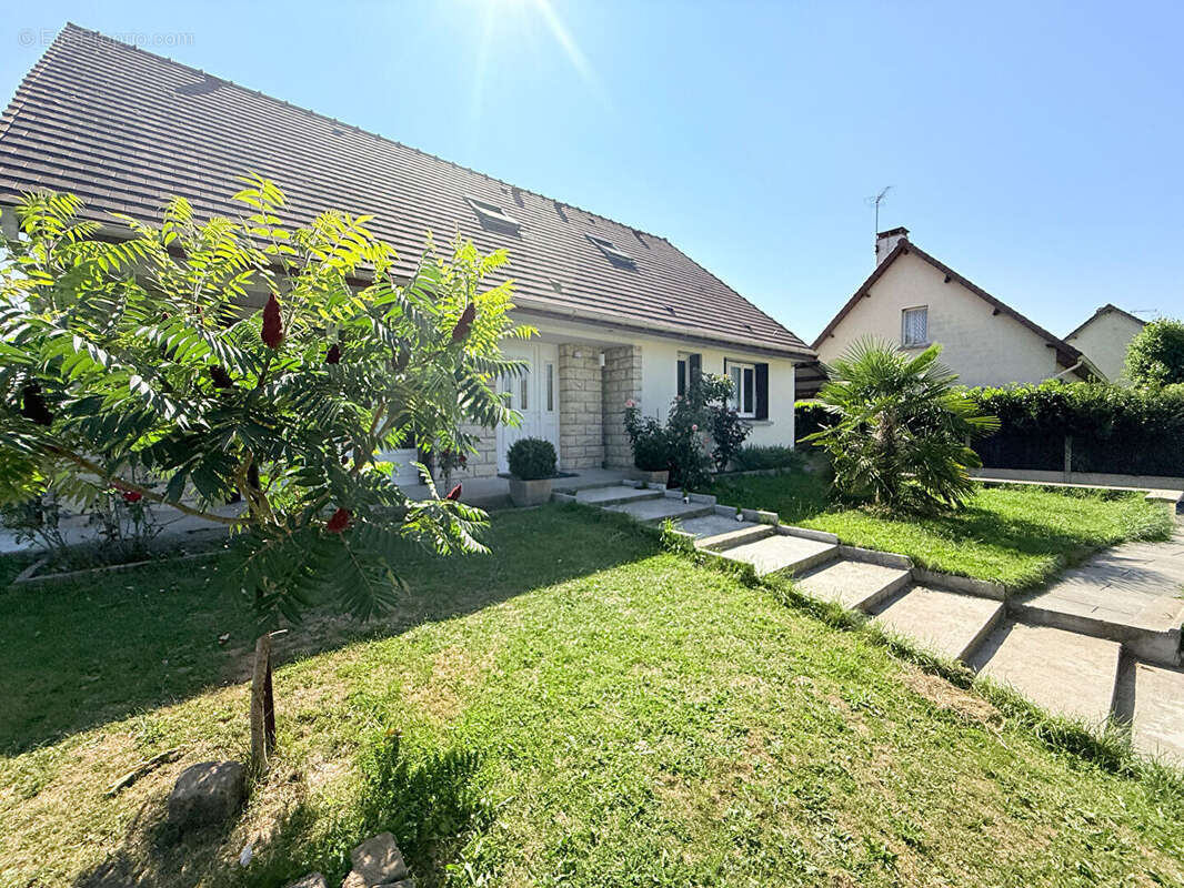 Maison à TILLE