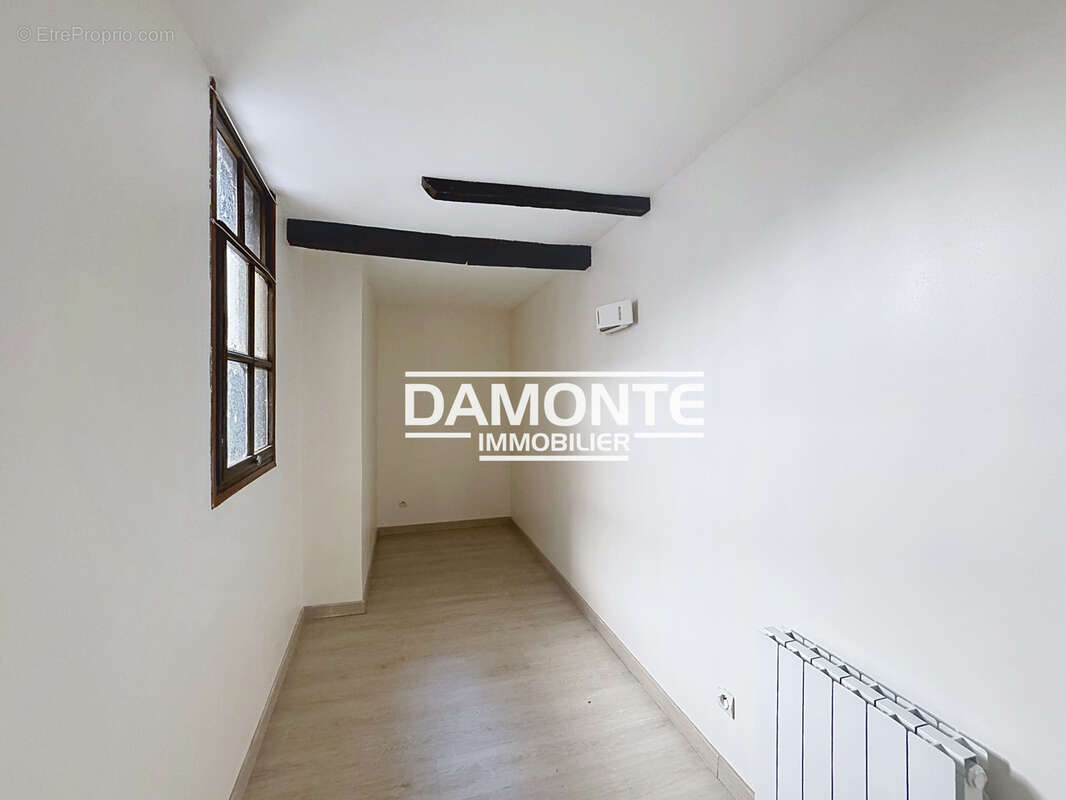 APPARTEMENT T3 - 54.88m2 - Coeur deTroyes - photo 6
