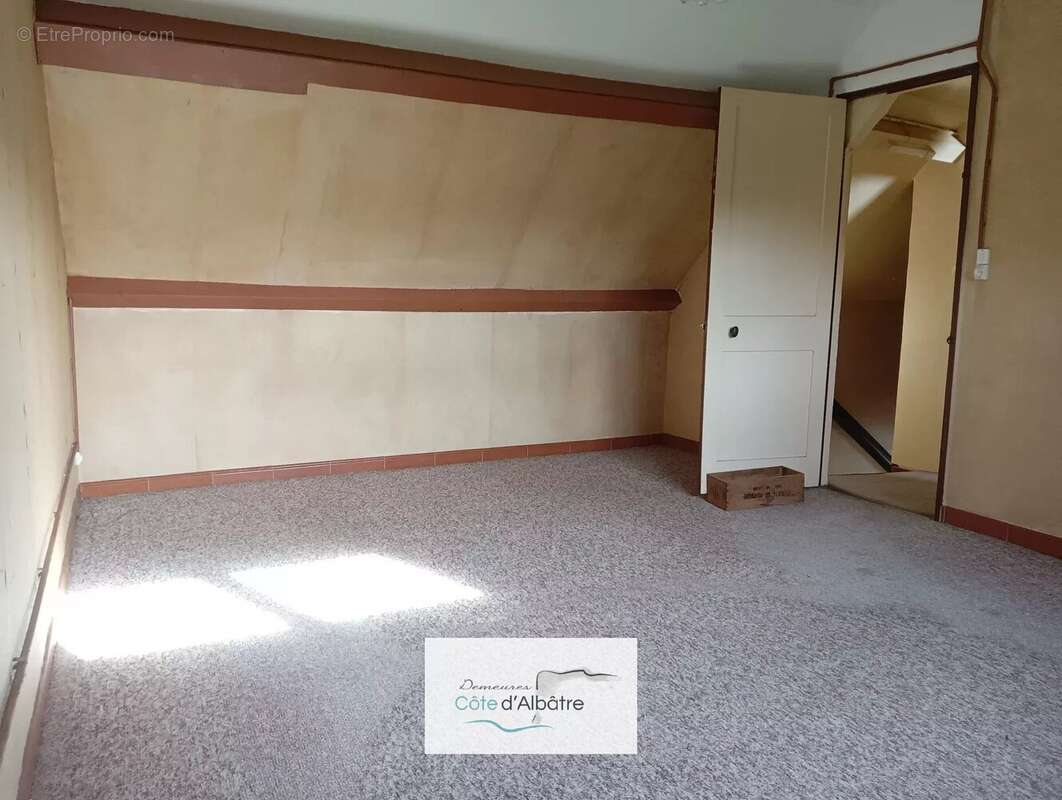 Maison à SAINT-PIERRE-EN-PORT