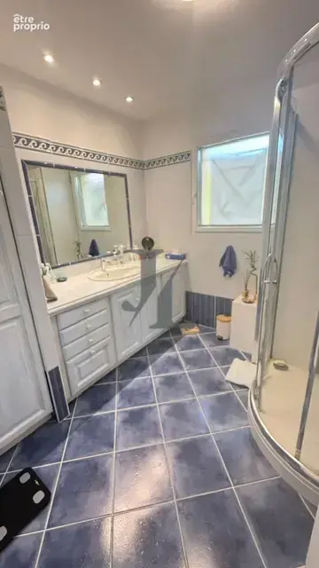 Villa d’exception en exclusivité avec piscine et jardin sans vis-à-vis - photo 17