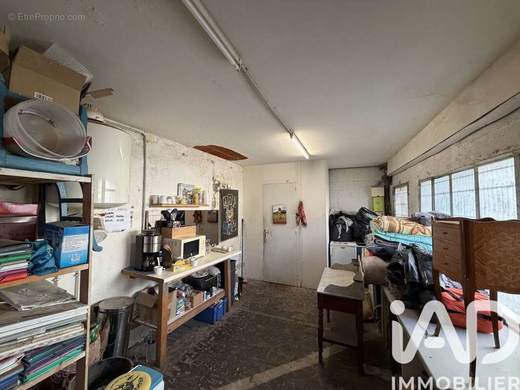 Appartement 250 m² à Angouleme  - photo 8