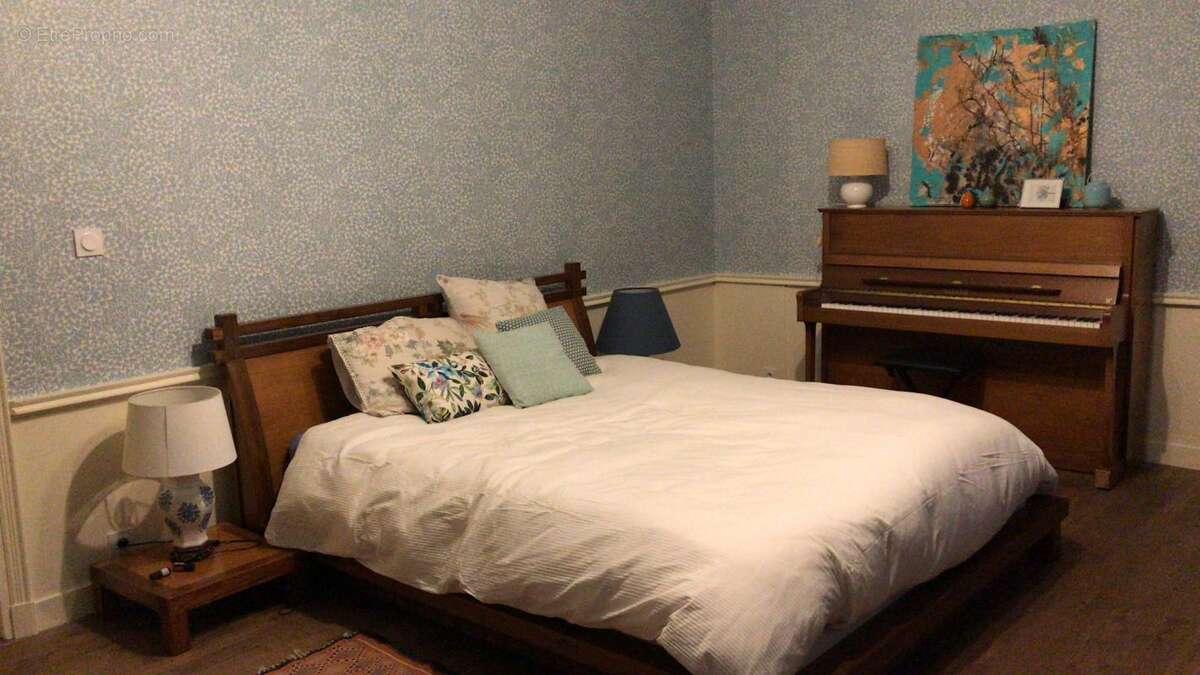 Maison à CHAILLE-LES-MARAIS