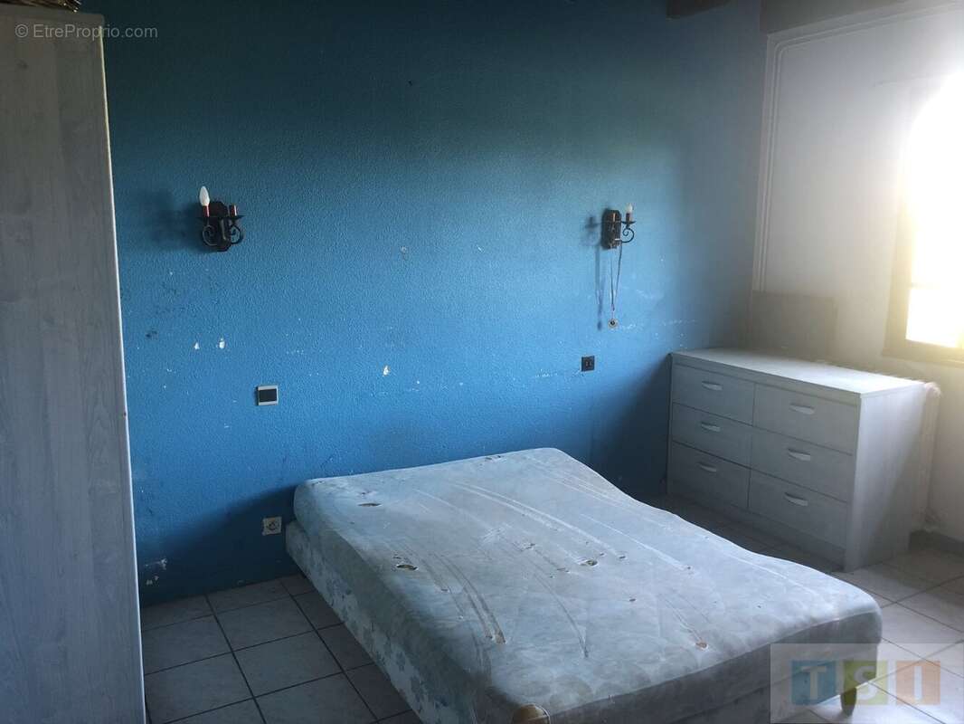 Maison à AVEZAC-PRAT-LAHITTE