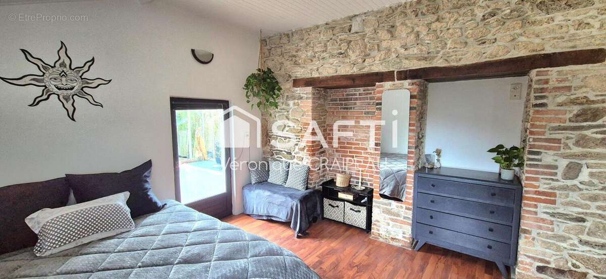 Photo 5 - Maison à LA CHAIZE-LE-VICOMTE