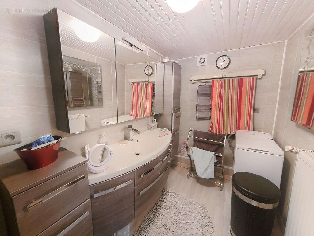 Maison à SOLRE-LE-CHATEAU