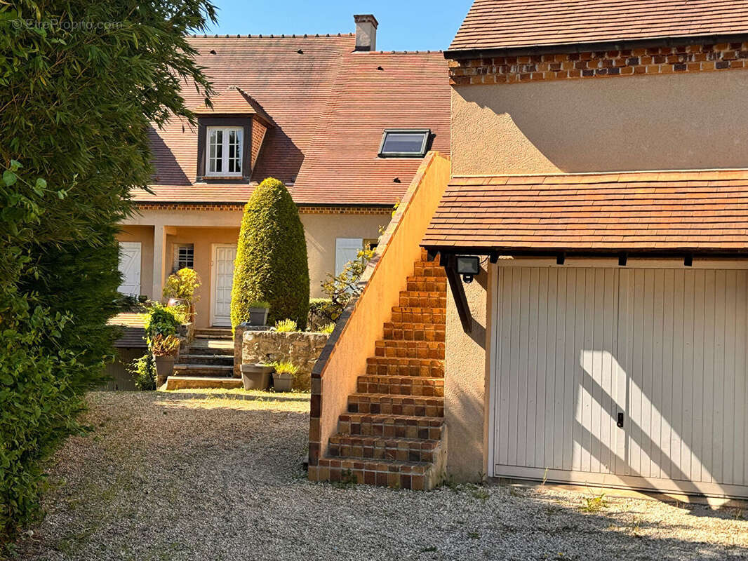 Maison à NOISY-LE-ROI