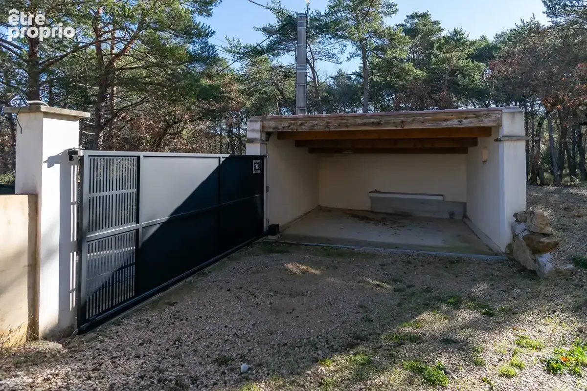 Maison familiale avec studio indépendant, piscine et grand terrain - photo 33