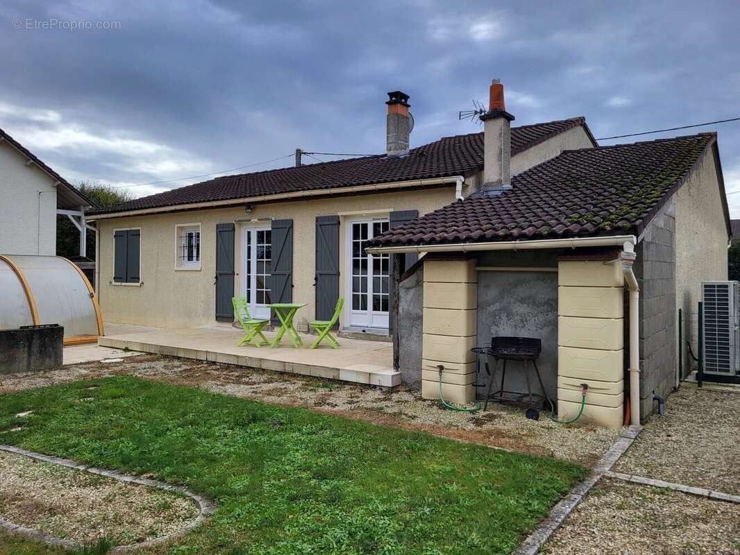 Maison à MONTMORILLON