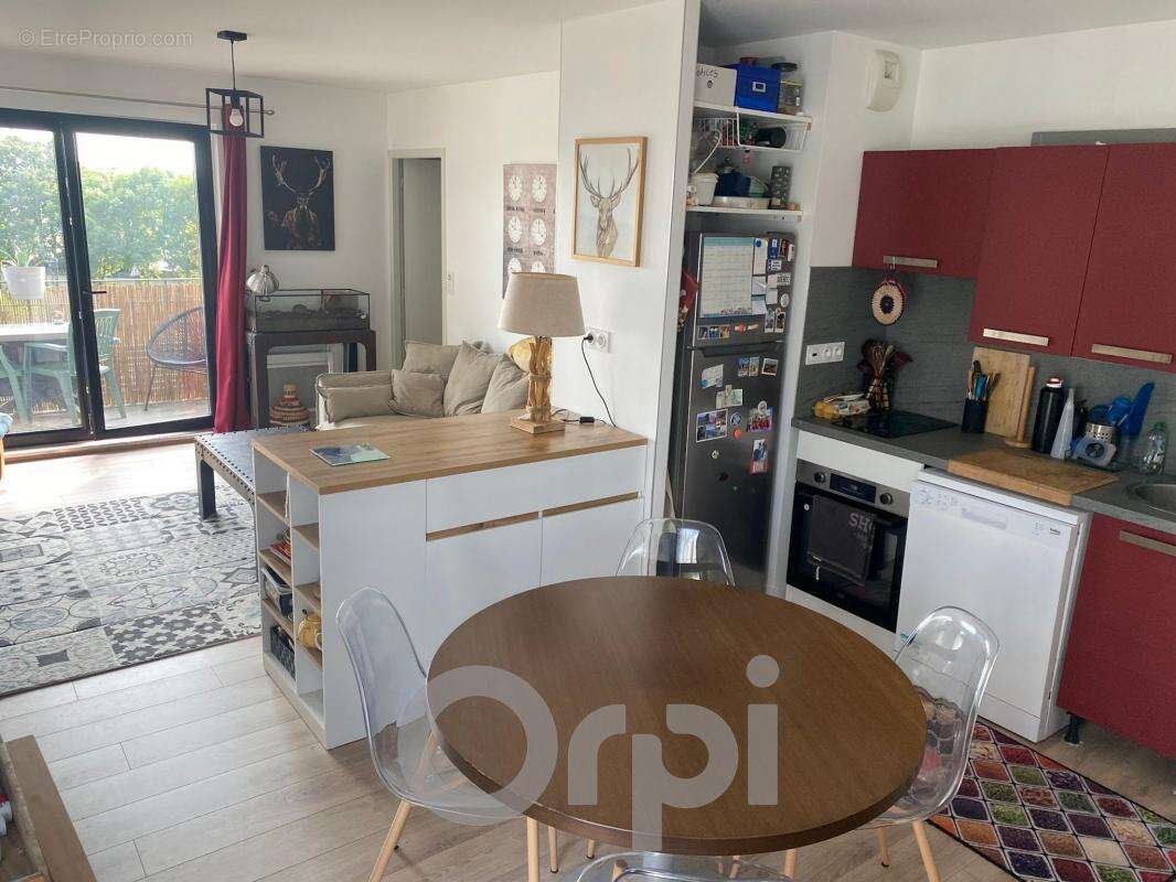 Appartement à PERIGNY