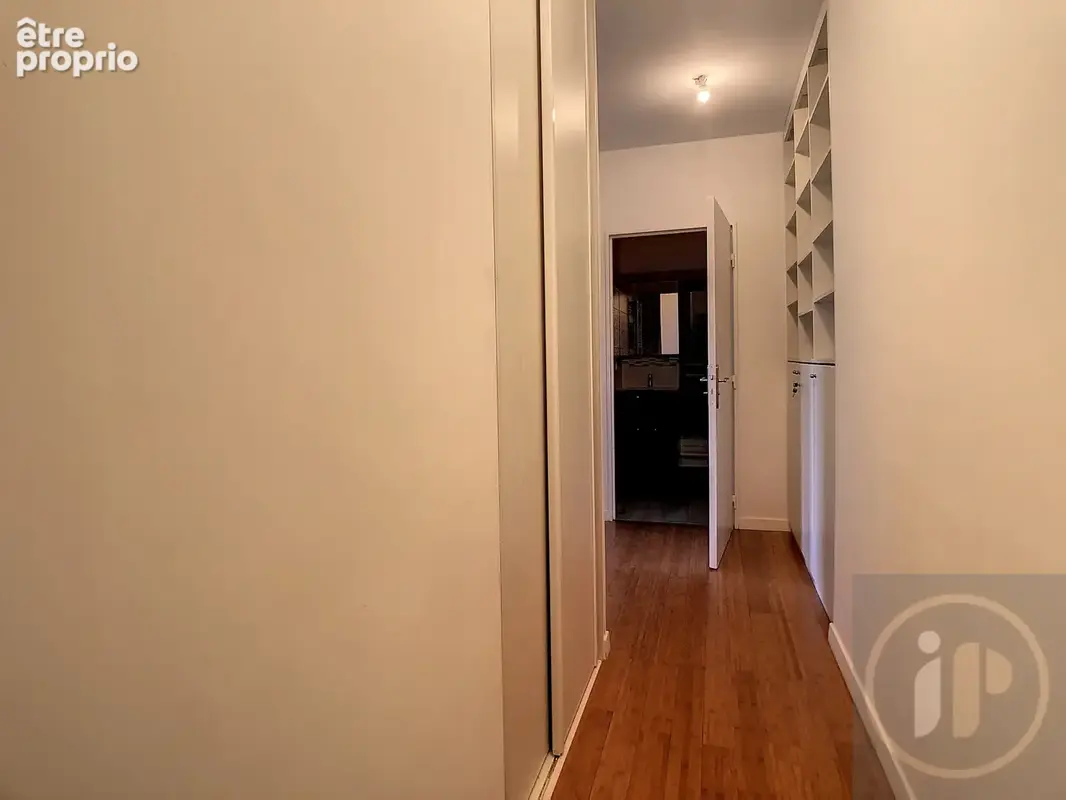 Poissy   quartier noailles  bel appartement 4 pièces avec parking - photo 8