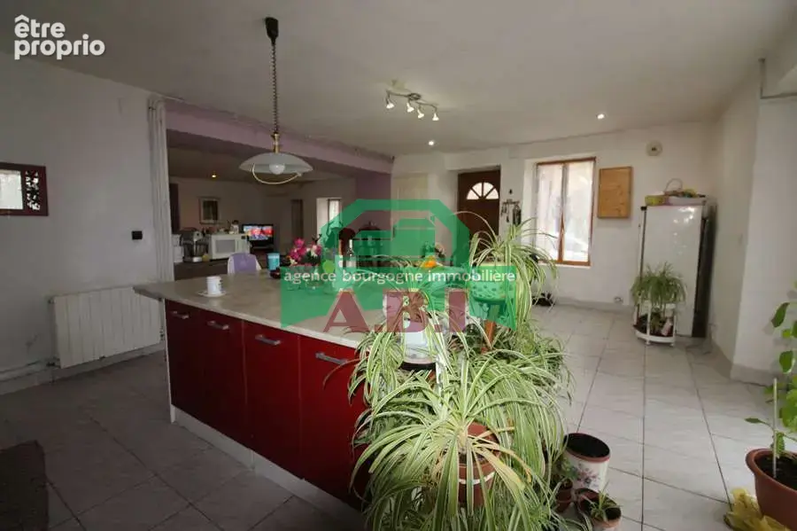 58, 7-8 mns Clamecy - Grande Maison familiale habitable de suite  - 6 chambres sur 4642m2 de terrain. - photo 5