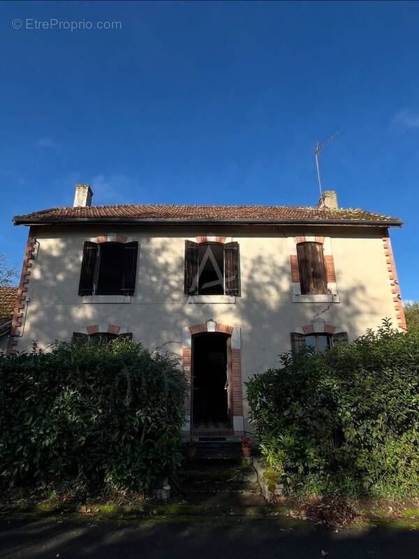 Maison à ARX
