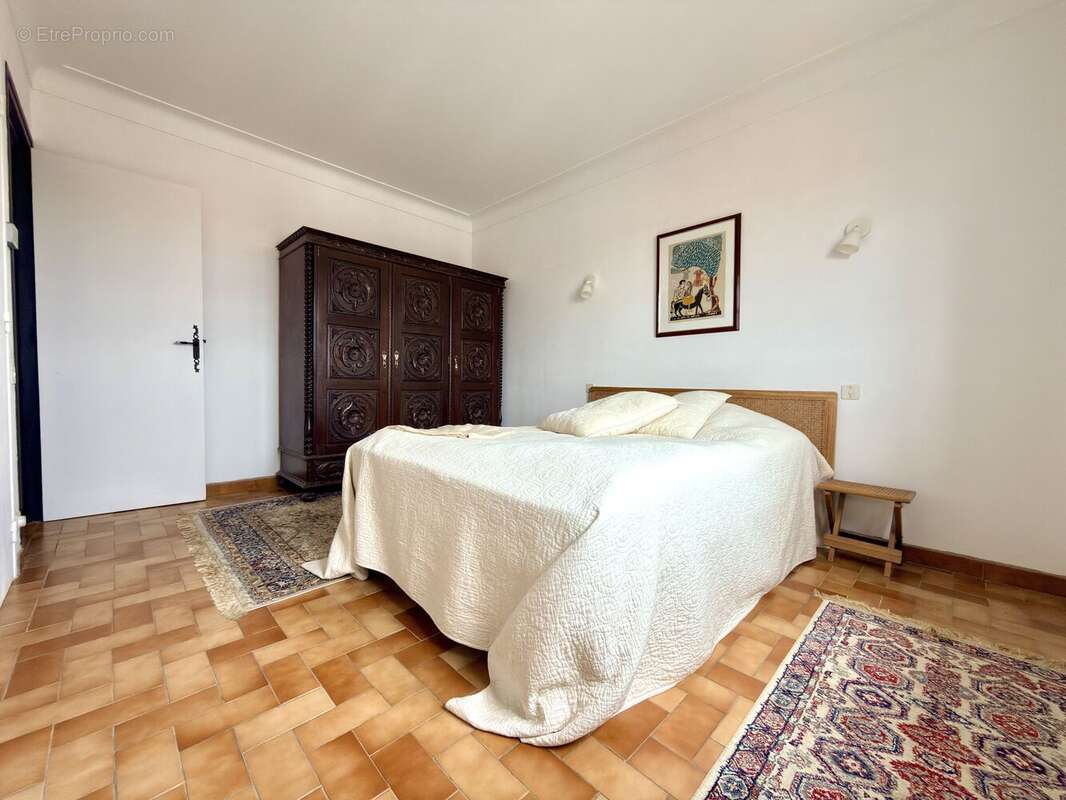 Appartement 115 m² à Saint-Cyprien  - photo 79