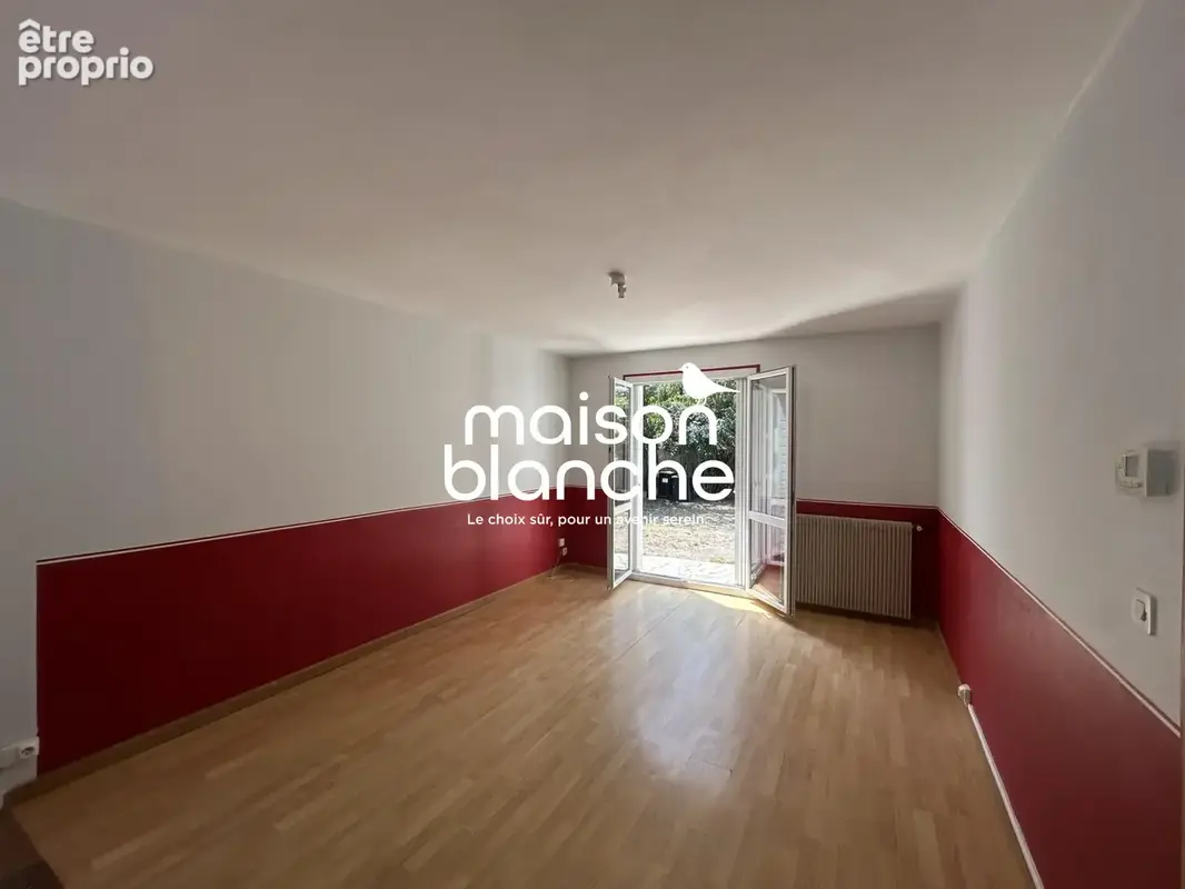 Maison 4 pièces 74 m² à vendre à Les Artigues-De-Lussac (33570) - photo 3