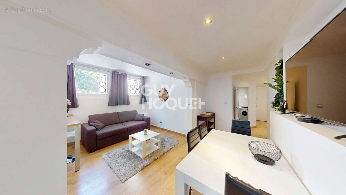 Très bel appartement 2 pièces - 50,1m² - Ponton - Cave - photo 8