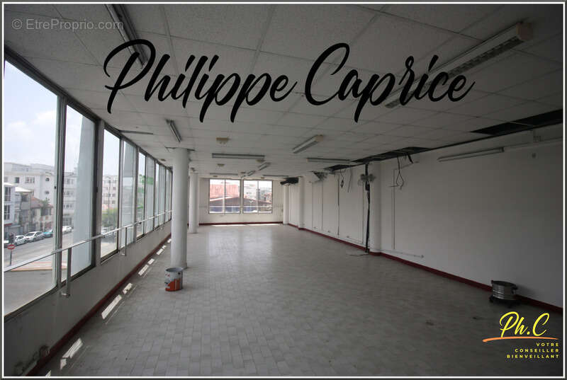 Immeuble Professionnel 308 M² à vendre FORT DE FRANCE - photo 5