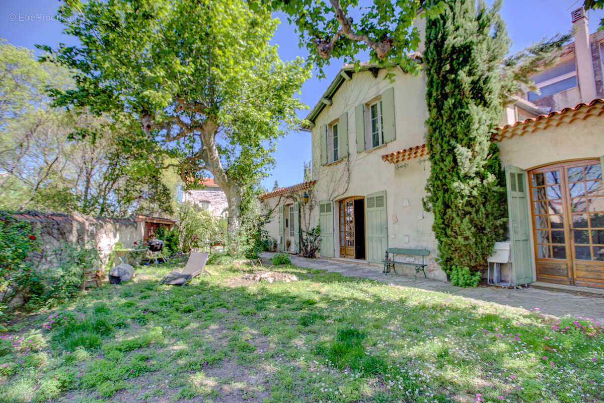 Maison à MARSEILLE-14E