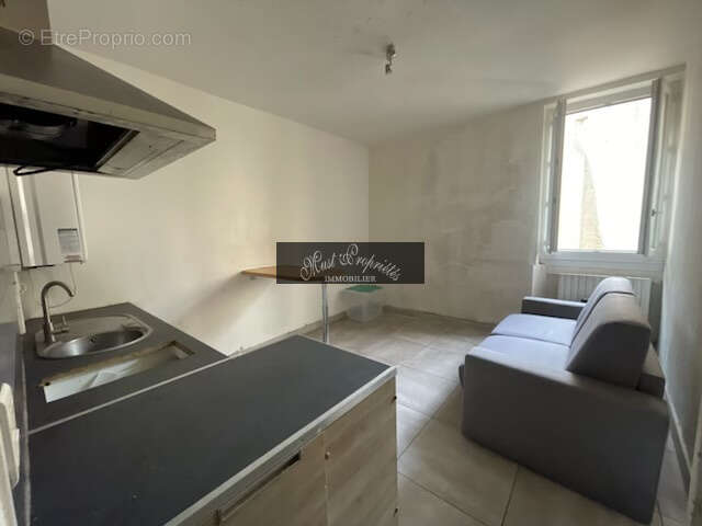 Immeuble avec 2 logements, rapport 11,20 %. - photo 6