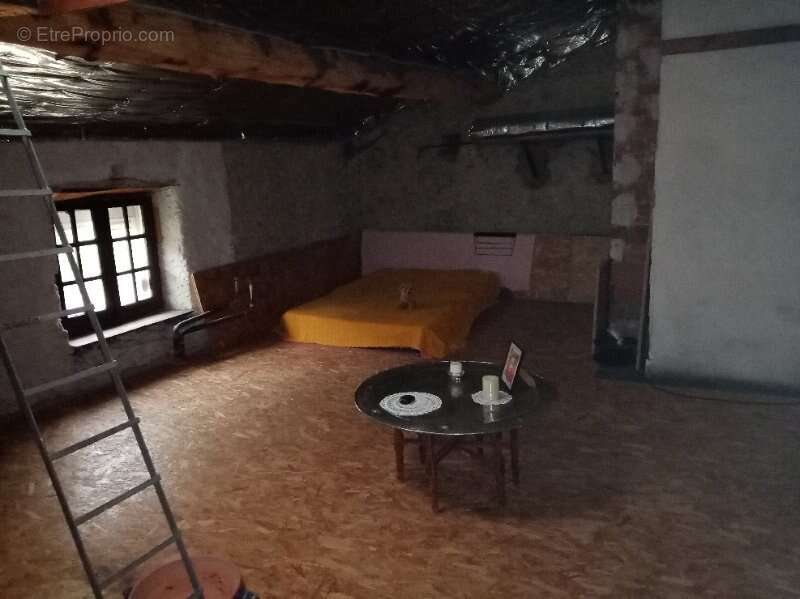 maison 137m² Sur un terrain de 150 m² - photo 16