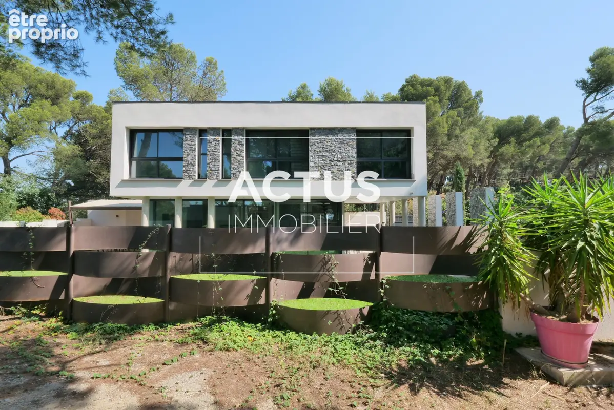 Maison à SALON-DE-PROVENCE