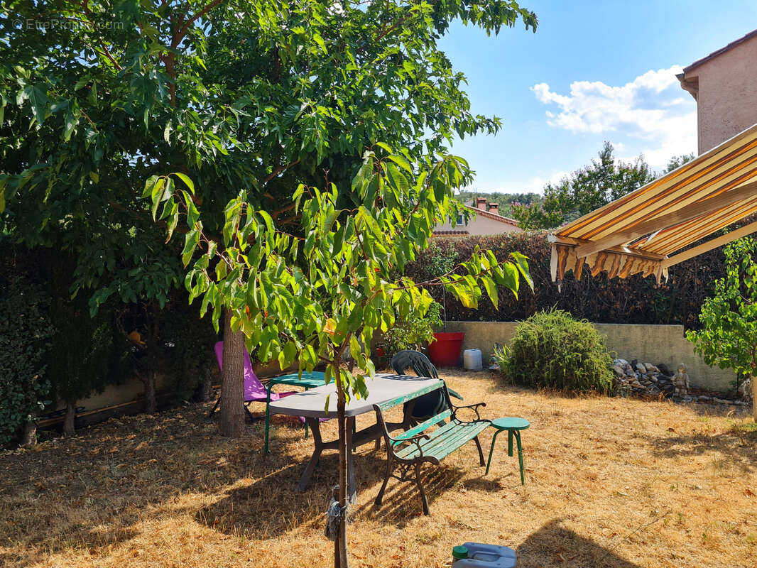 Villa de plain-pied 87 m2, jardin, Maureillas-Las-Illas - photo 2