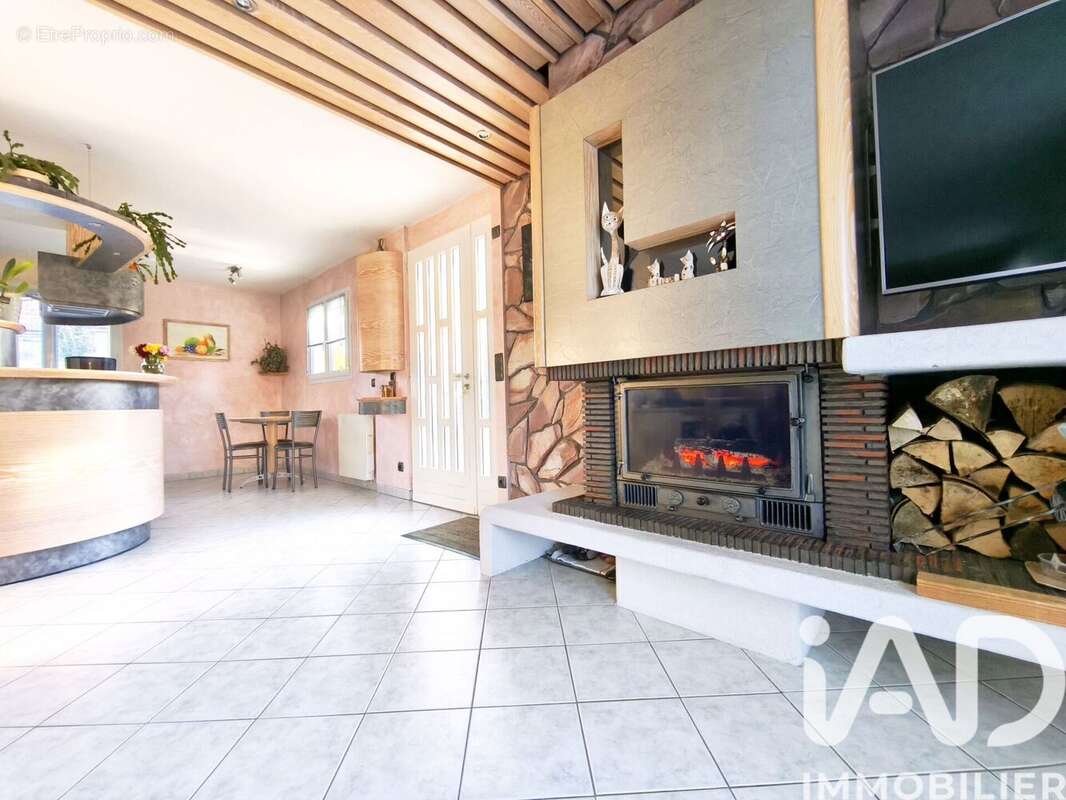 Photo 5 - Maison à LOUBEYRAT