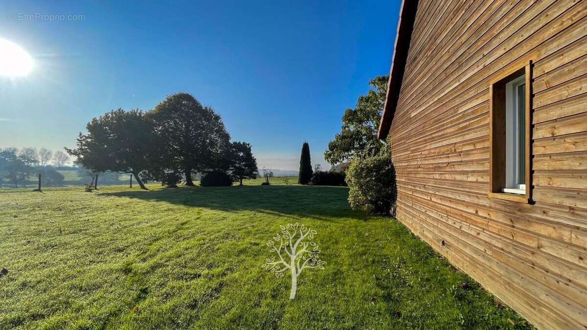 Maison à VARENGEVILLE-SUR-MER