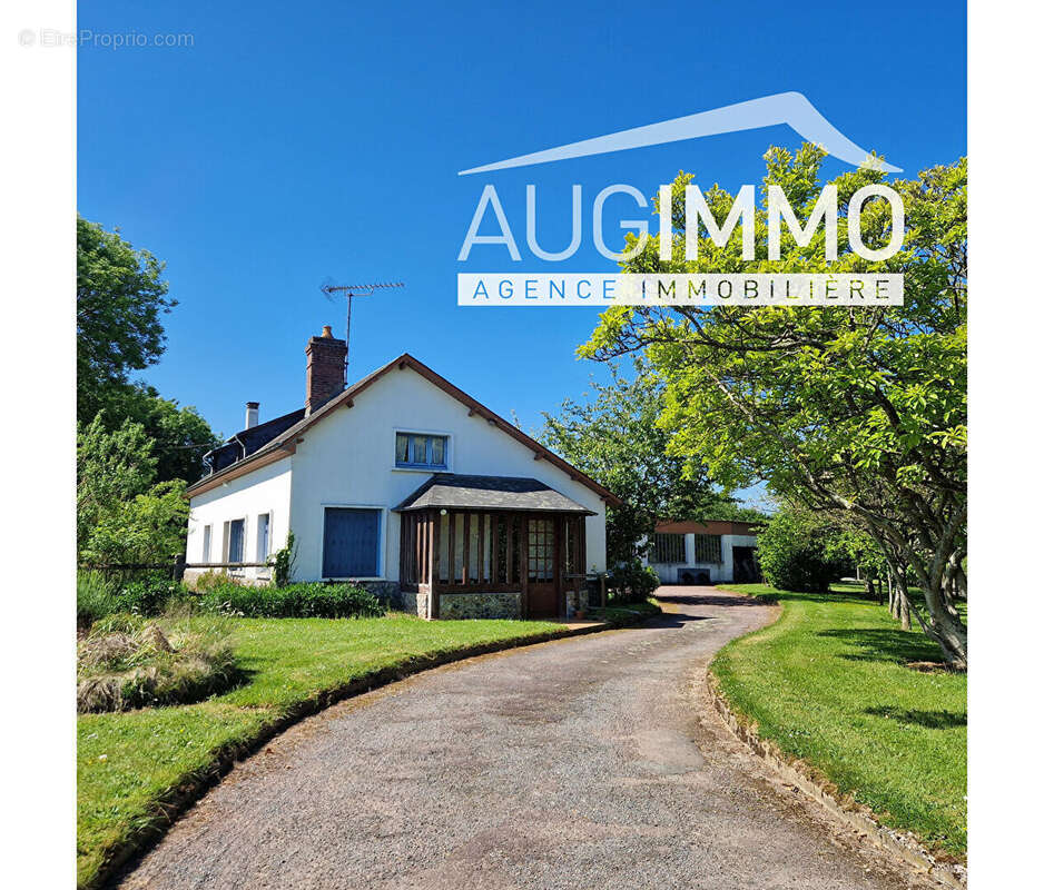 Maison à MOYAUX