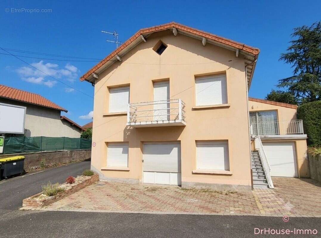 Maison 142 m² à Le Puy-En-Velay  - photo 2